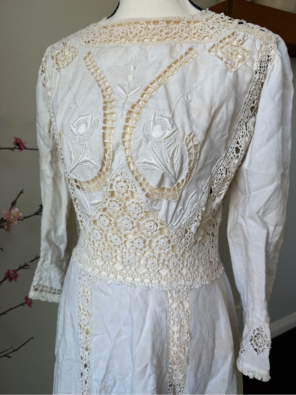 1900s Vintage Edwardian Intricate Embroidered Dress